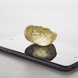 552-ct.-yellow-diamond-Diavik