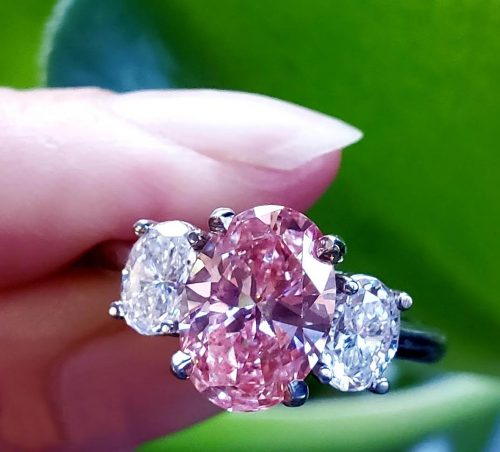 1.91ct fancy pink oval diamond